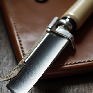 Authentic barbering craft and traditional techniques at The Shearer